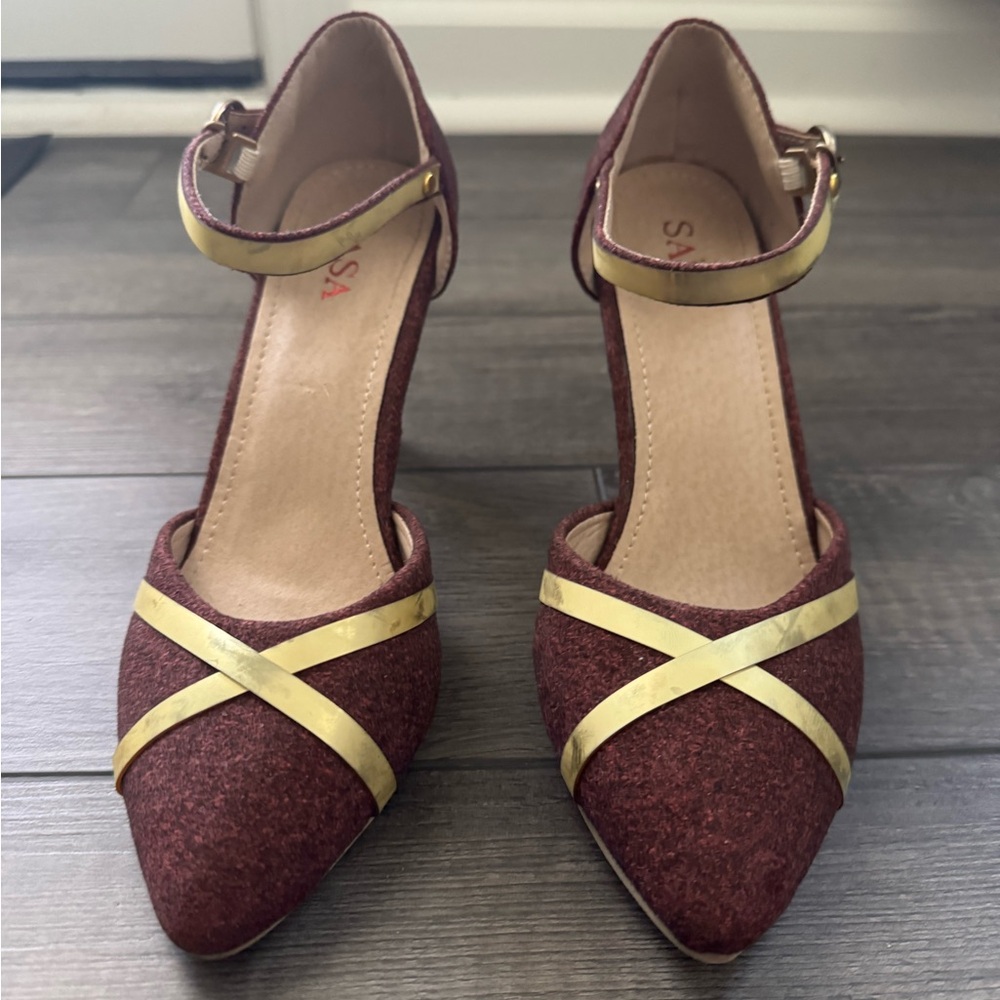 Women's Burgundy and Gold Heels